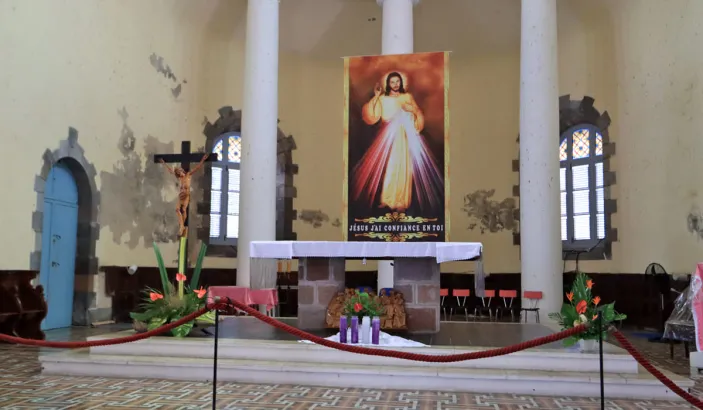 Intérieur de l'église du Mouillage