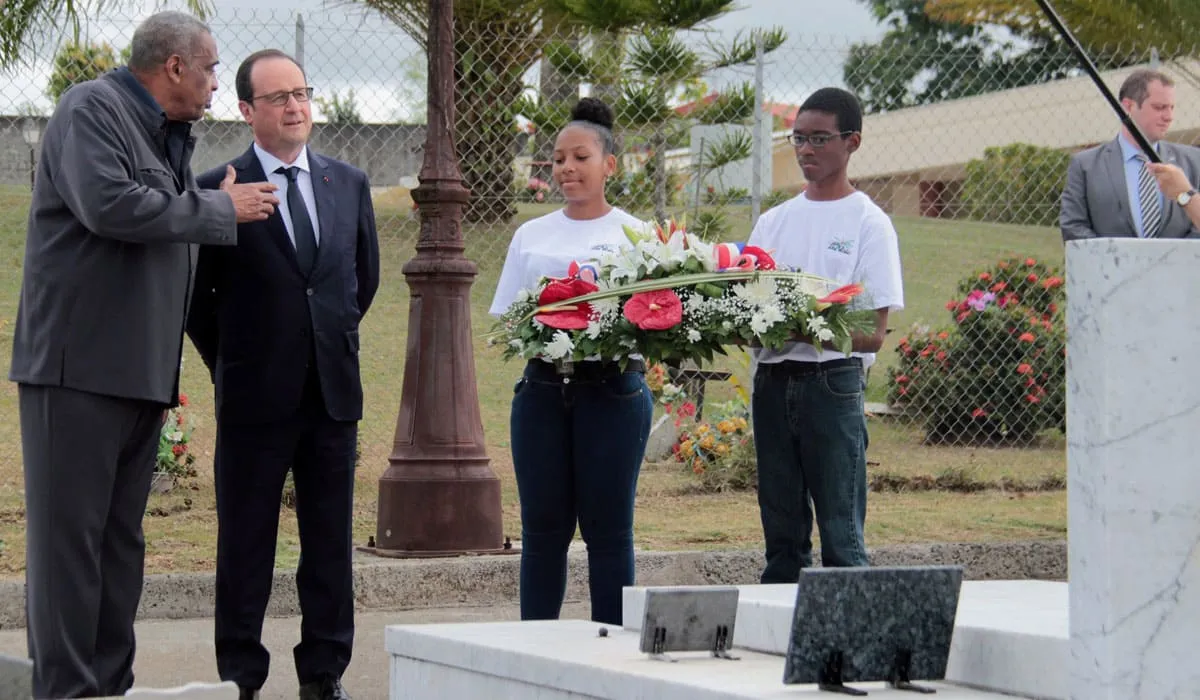 François Hollande's visit to Martinique